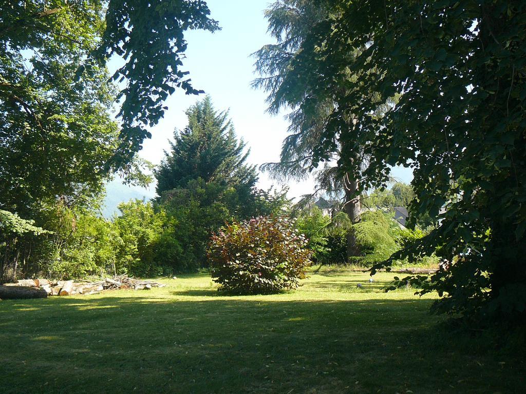 B&B La Grange De Thalie. Argeles-Gazost ภายนอก รูปภาพ